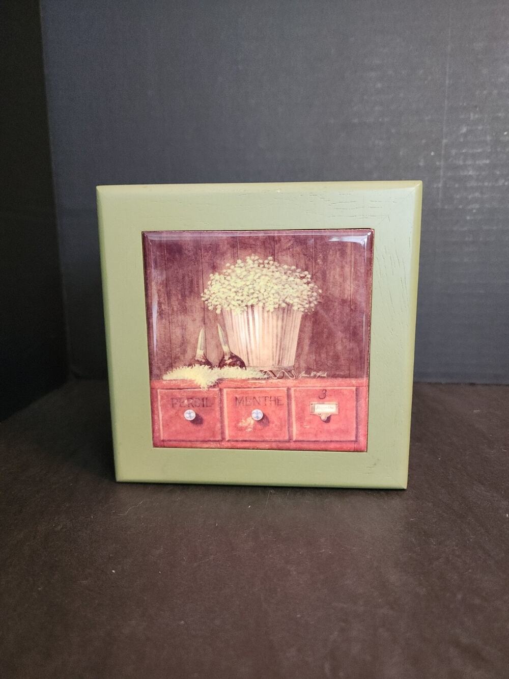 Arnie Fisk Print Tile Top Green Wooden Jewelry/Trinket Box 5.5"×5.5"×3" Garden